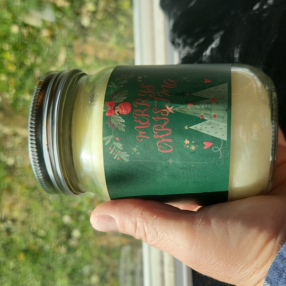 11 oz Soy Wax Christmas scented candles ☆ Paraffin free ☆ 100% Soy ☆ New in box - Picture 3 of 11